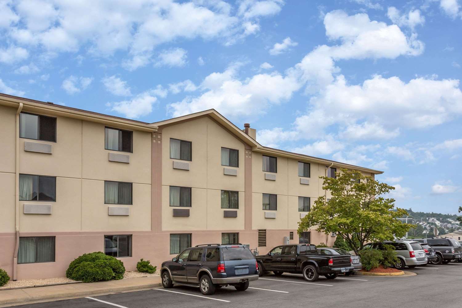 Hotel SUPER 8 BY WYNDHAM DUMFRIES/QUANTICO