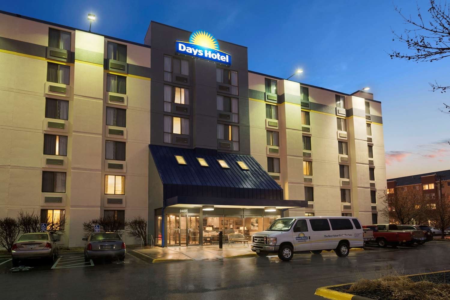 Hotel DAYS HOTEL UNIVERSITY AVE SE
