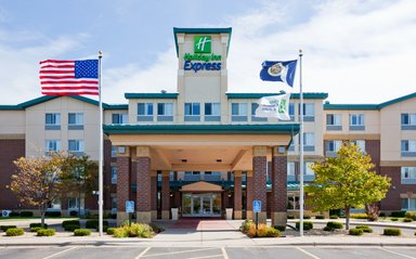 Hotel HOLIDAY INN EXPRESS & SUITES ST. PAUL NE (VADNAIS HEIGHTS)