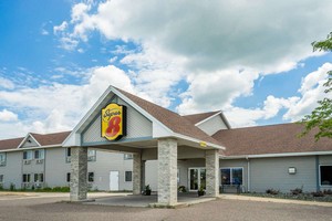 Hotel SUPER 8 BALDWIN