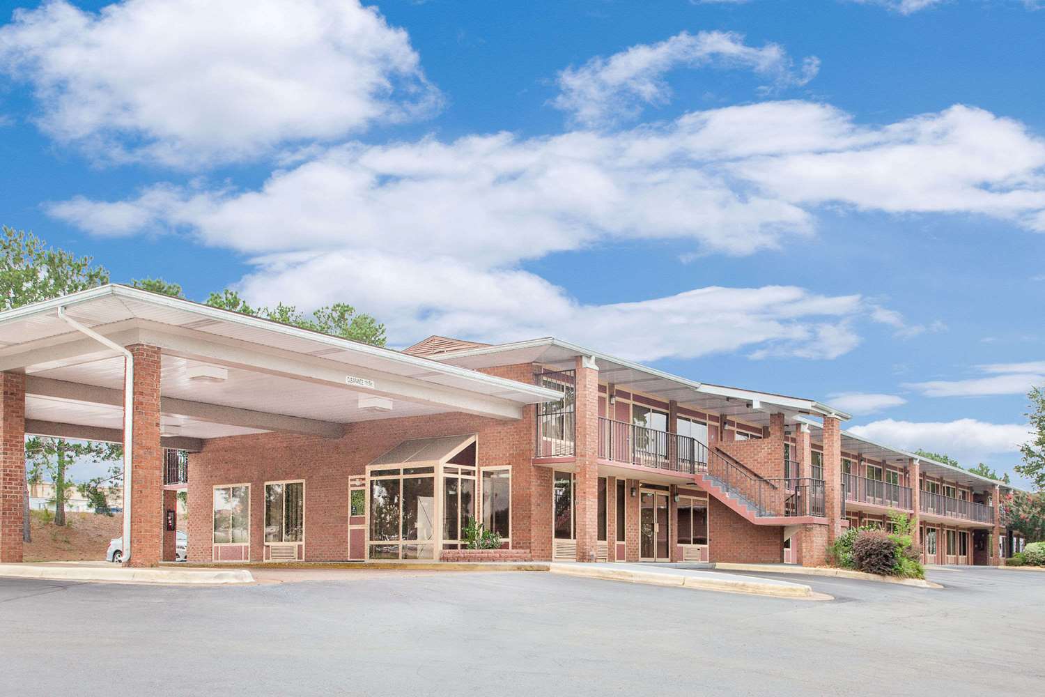 Hotel DAYS INN BENTON