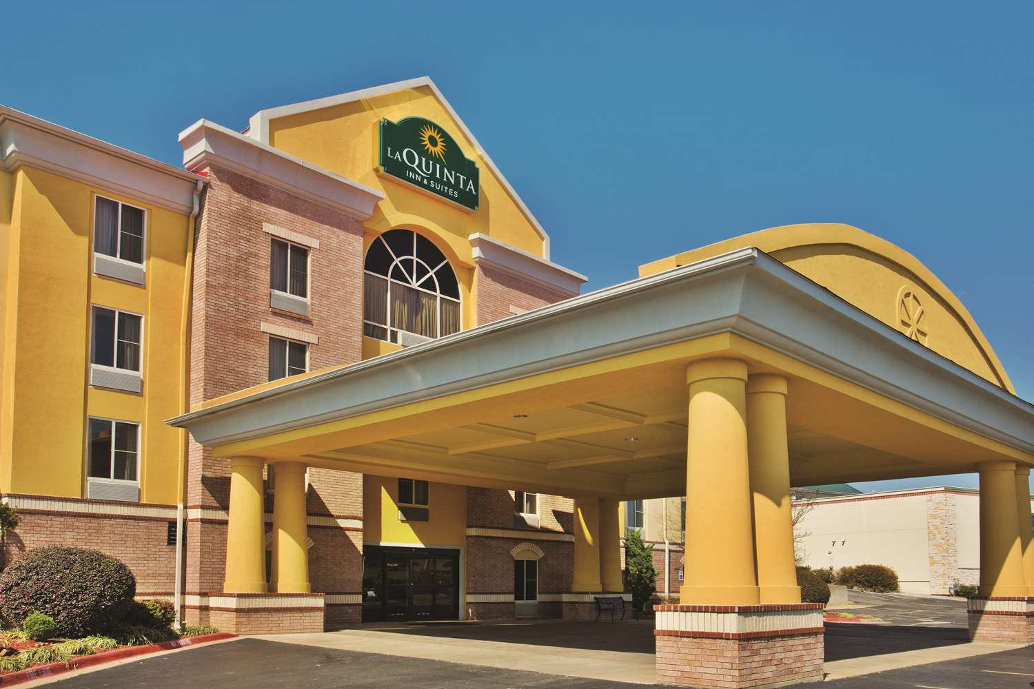 Hotel LA QUINTA INN & SUITES HOT SPRINGS