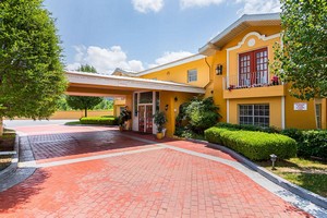Hotel RODEWAY INN & SUITES