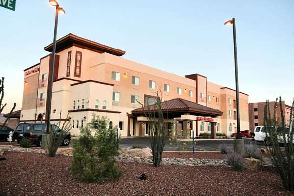 Hotel GARDEN PLACE SUITES