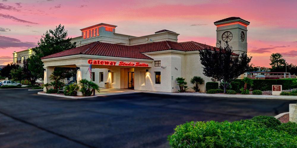 Hotel GATEWAY STUDIO SUITES