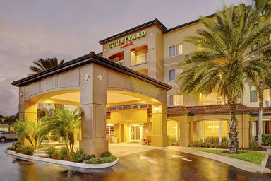 Hotel COURTYARD WEST PALM BEACH AIRPORT
