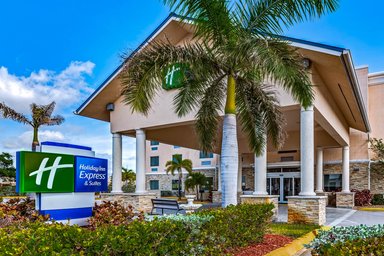 Hotel HOLIDAY INN EXPRESS & SUITES LANTANA