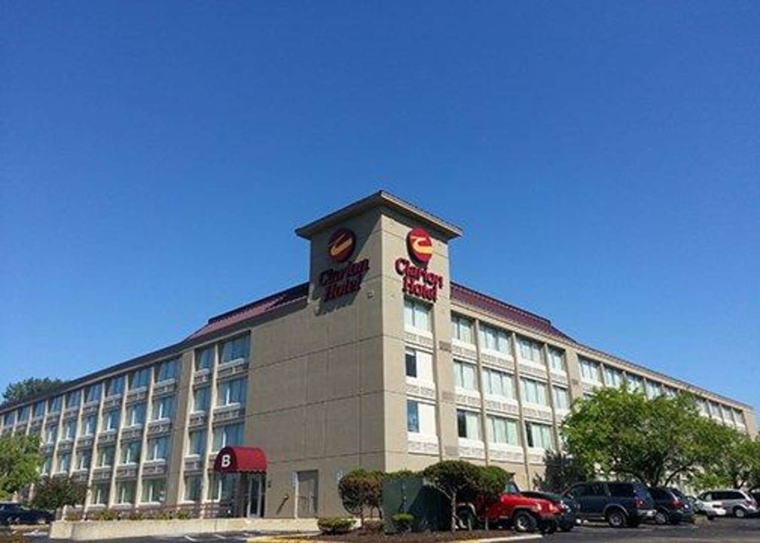 Hotel CLARION HOTEL & CONVENTION CENTER JOLIET