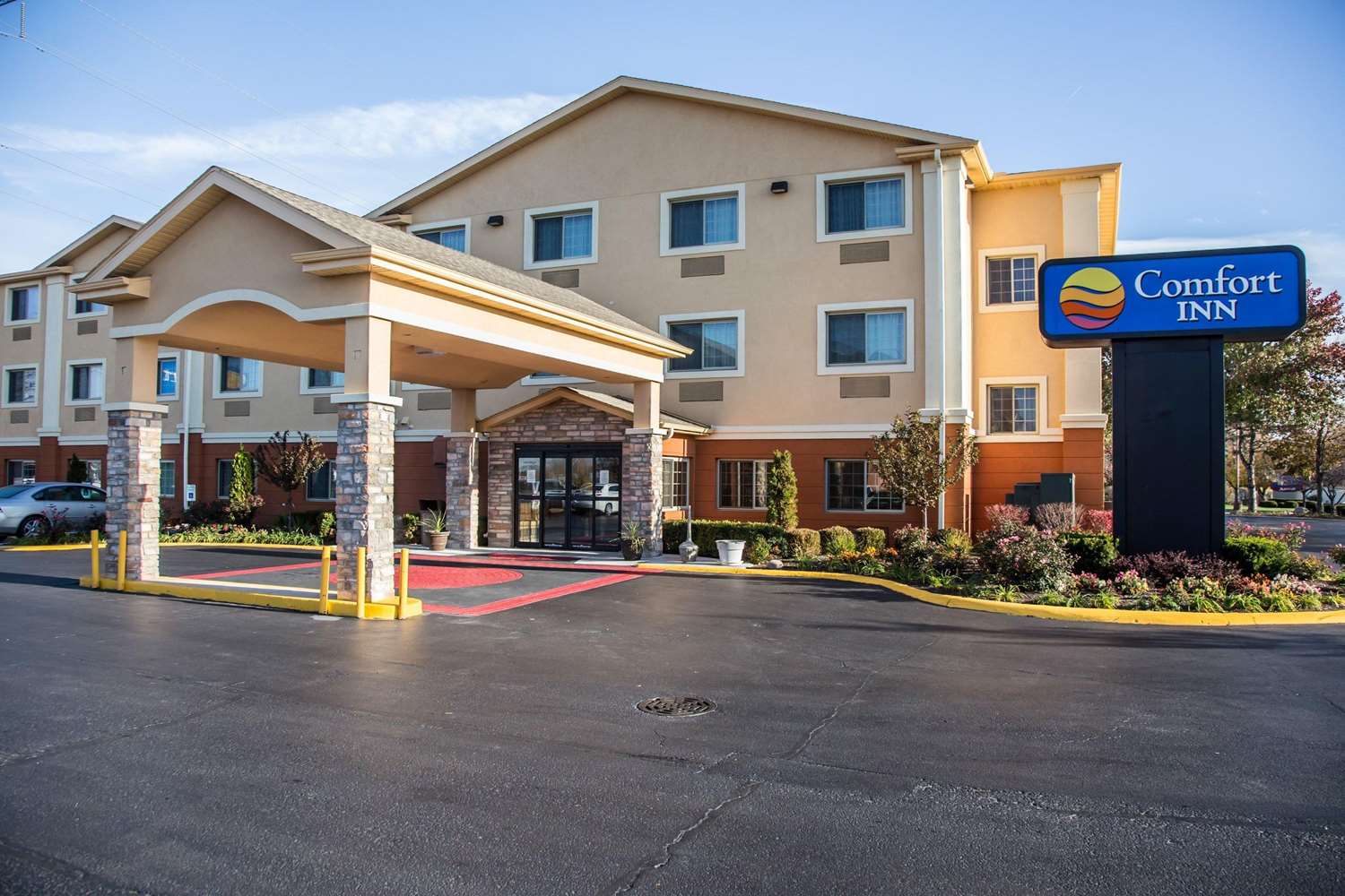 Hotel COMFORT INN NORTH
