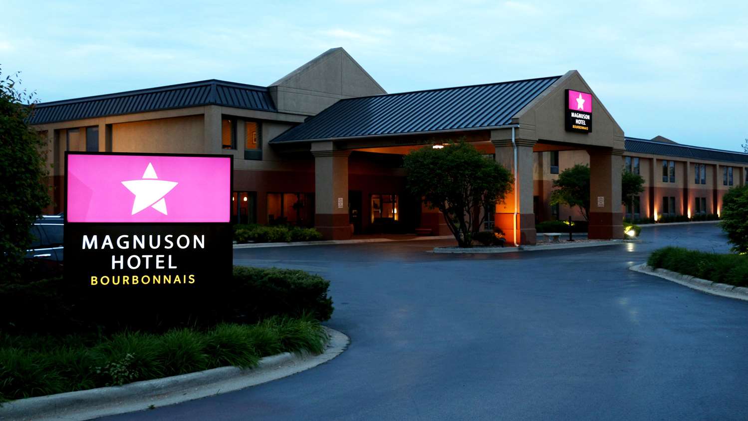 Hotel MAGNUSON HOTEL BOURBONNAIS