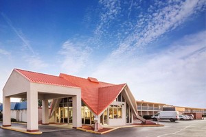 Hotel RODEWAY INN AND SUITES