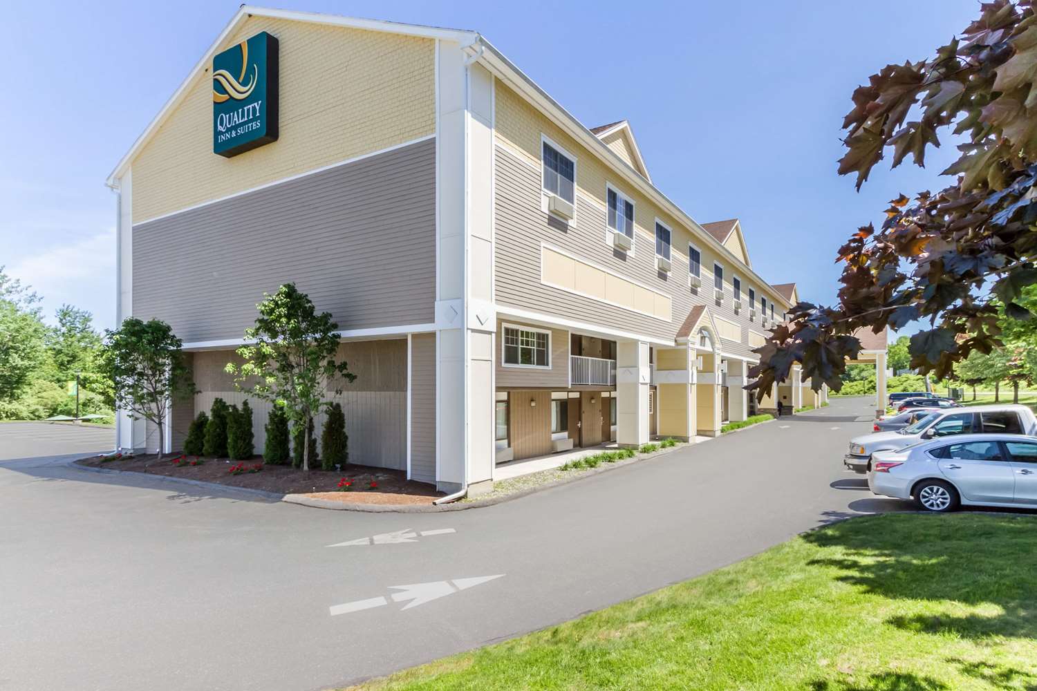 Hotel QUALITY INN & SUITES EVERGREEN HOTEL