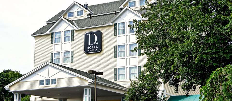 Hotel D HOTEL AND SUITES